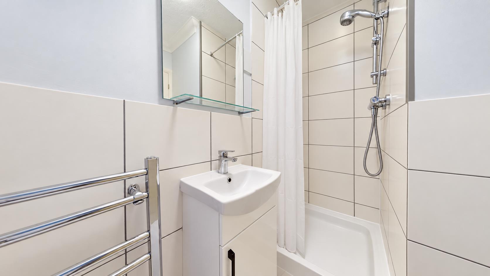 Tatling Grove, Walnut Tree, Milton Keynes